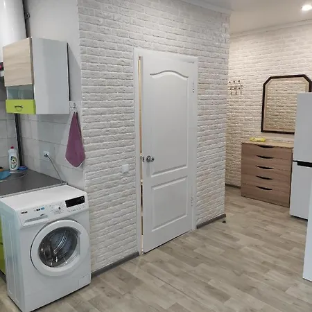 Две Уютные Квартиры В Центре Города Дзержинка - New Apartments Kryvyi Rih Exterior photo